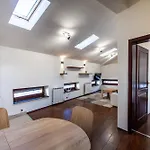 Vijecnica Loft Apartamento *