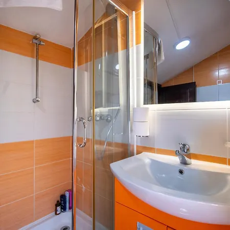 Vijecnica Loft * 塞拉耶佛