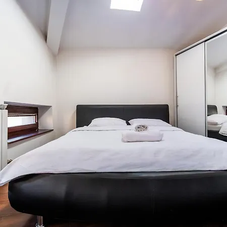 Vijecnica Loft 公寓 *